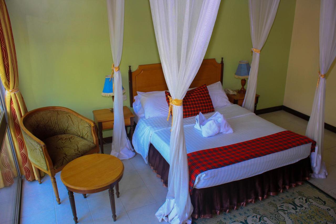Equator Hotel Arusha Kültér fotó