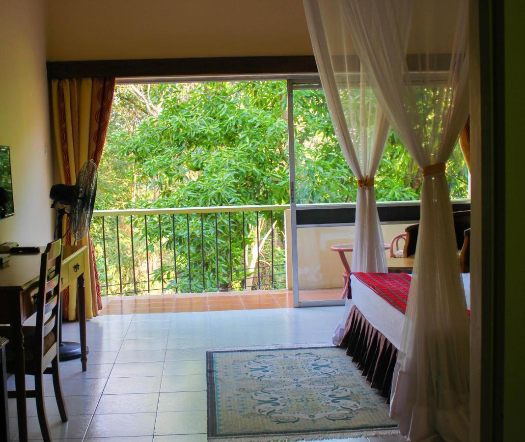 Equator Hotel Arusha Kültér fotó