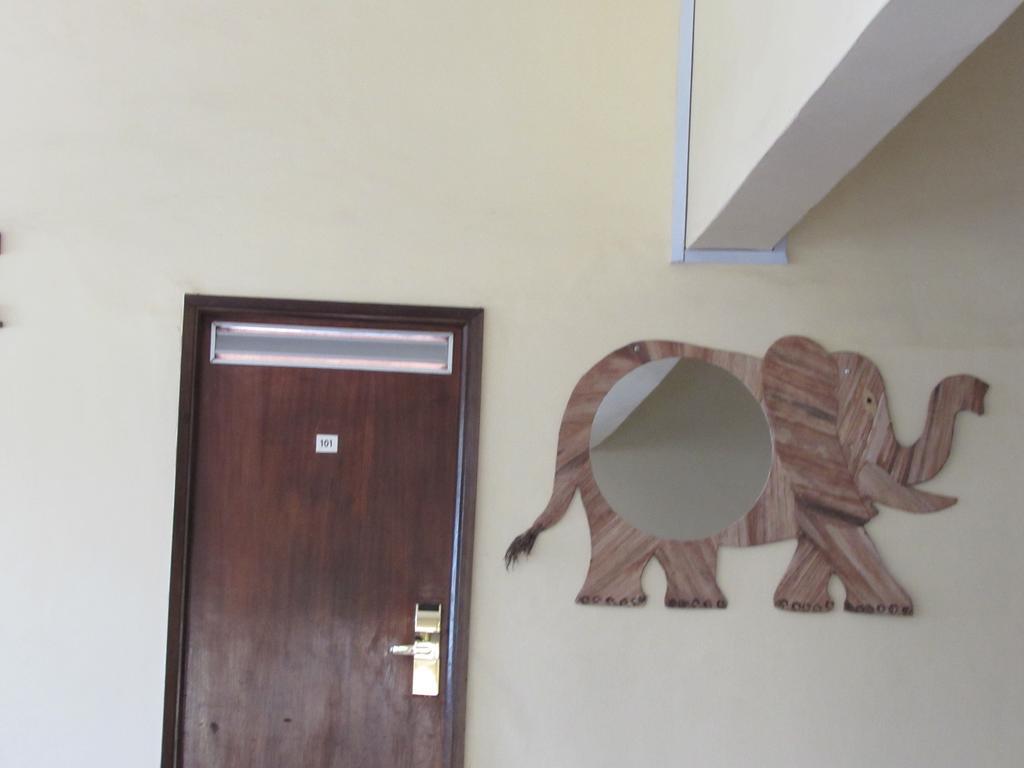 Equator Hotel Arusha Kültér fotó
