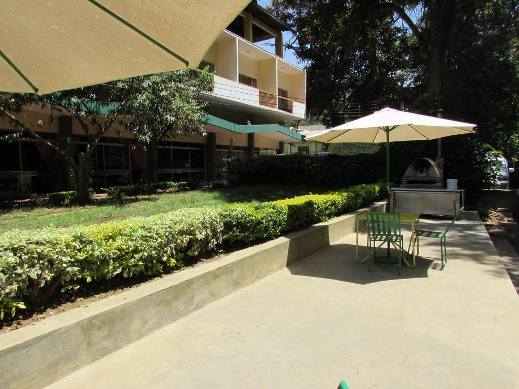 Equator Hotel Arusha Kültér fotó